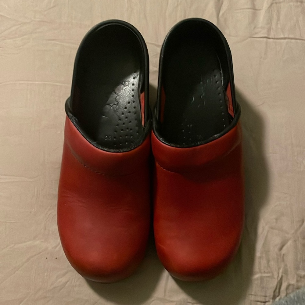 Red Dansko